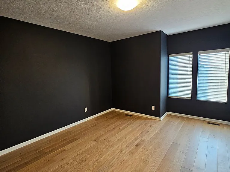 31 Ashbourne Dr — Photo 11