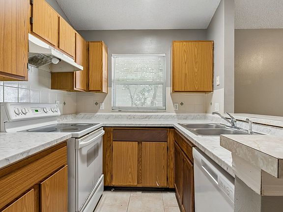 4th image of 5518 Pinto Way