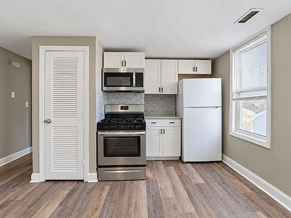 4th image of 100 Eastern Ave APT 3
