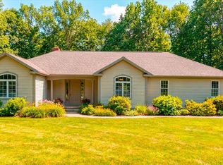 63 Maple Ridge Drive, Winthrop, ME 04364