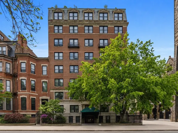 90 Commonwealth Ave APT 22, Boston, MA 02116