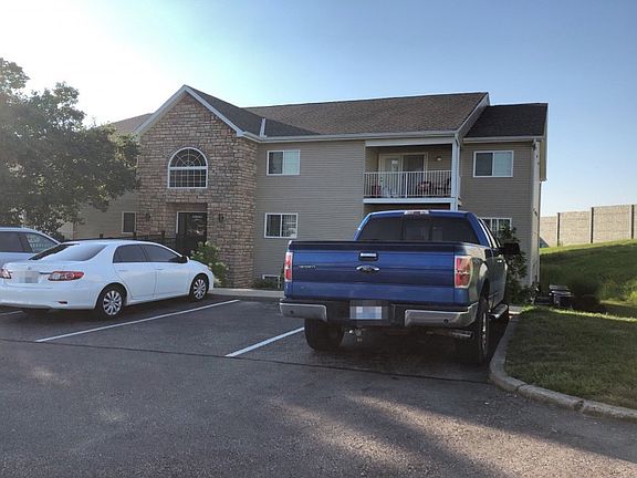 2nd image of 10593 Lynn Ln