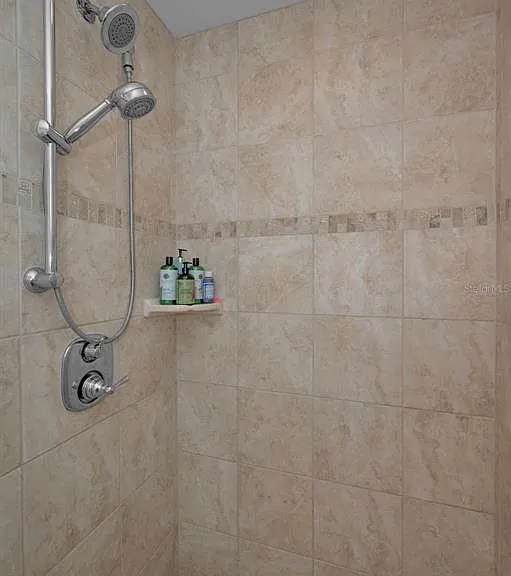 331 Cleveland St #310 — Photo 31