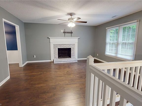 5th image of 1578 Twin Oaks Dr