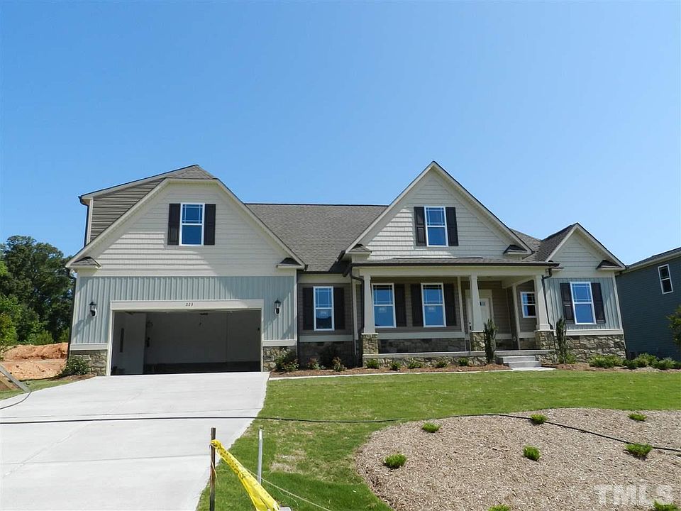 1st image of 223 Kaspurr Dr