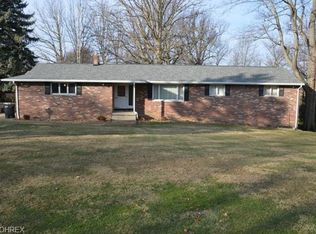 6091 Holderman Dr NE, Louisville, OH 44641