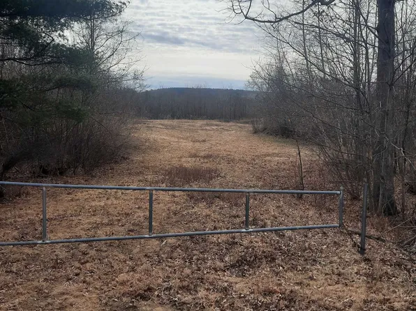 33 Locke Road, Concord, NH 03301