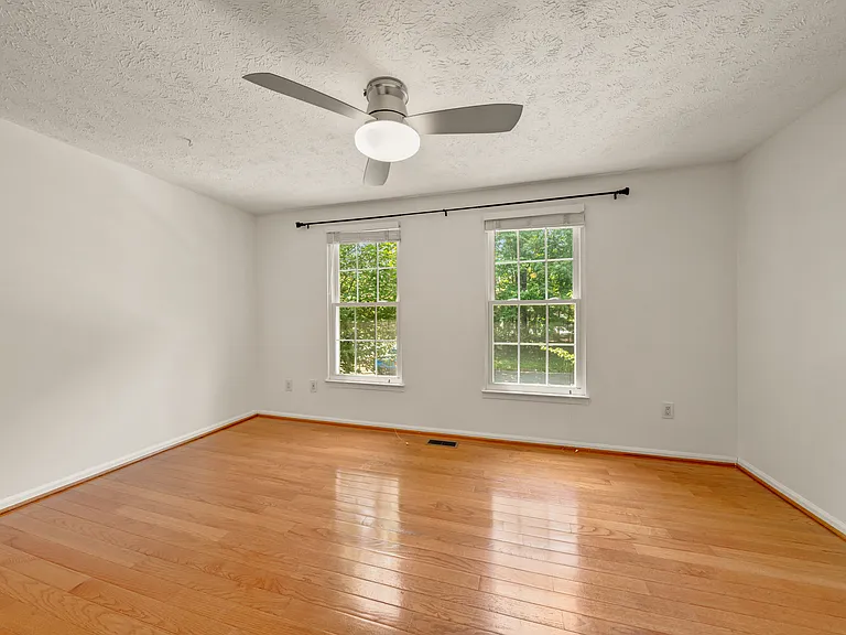 1931 Belmont Ridge Ct — Photo 20