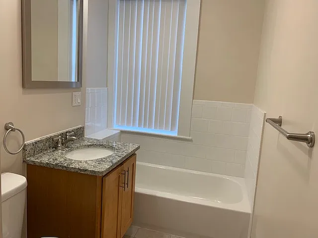 12 Short St #5 — Photo 20