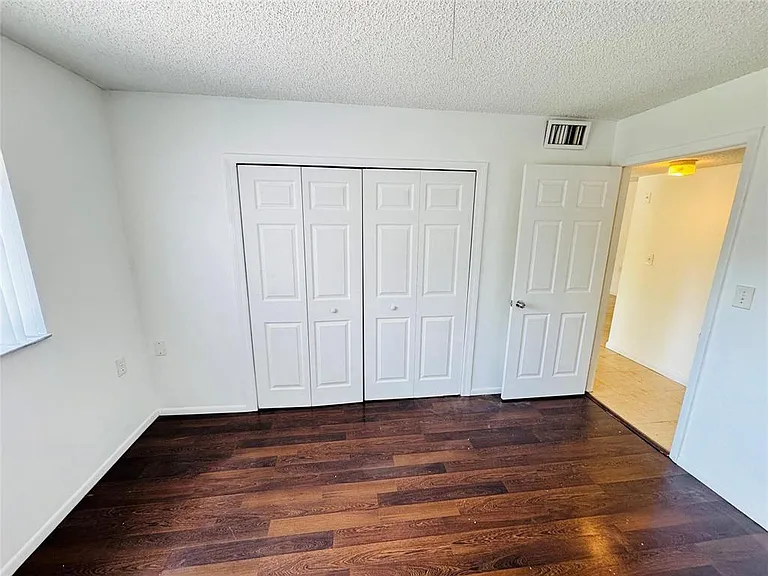 1068 N Benoist Farms Rd #302 — Photo 8