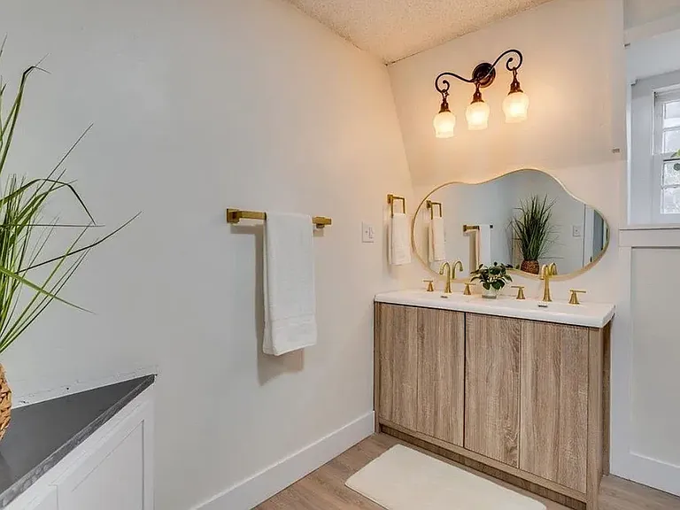565 S Circle Dr — Photo 18