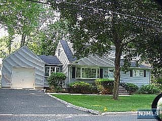 1st image of 36 Douglas Dr