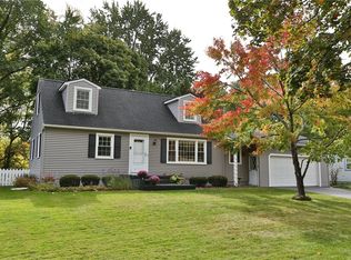 282 Galahad Dr, Rochester, NY 14623