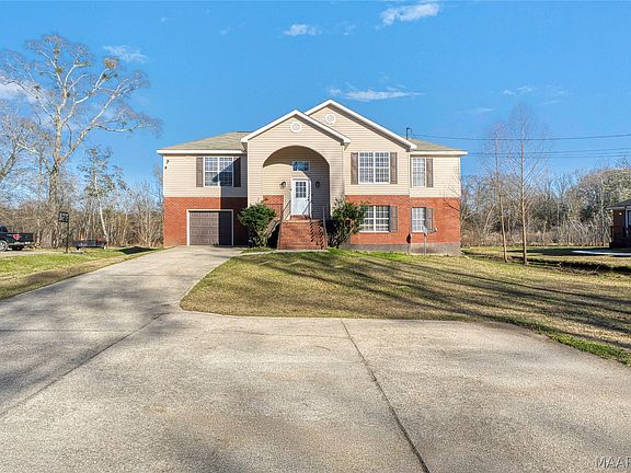 2nd image of 5860 Pineleaf Dr