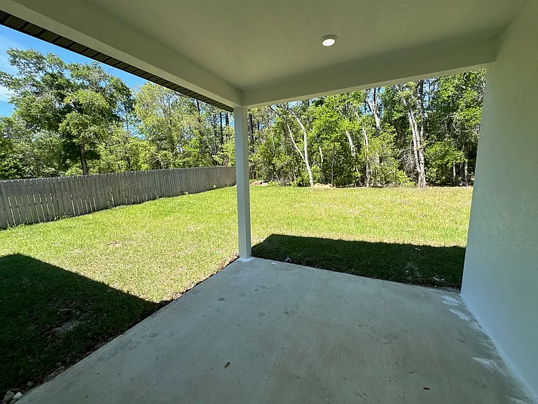 1557 W Elder Ln — Photo 29