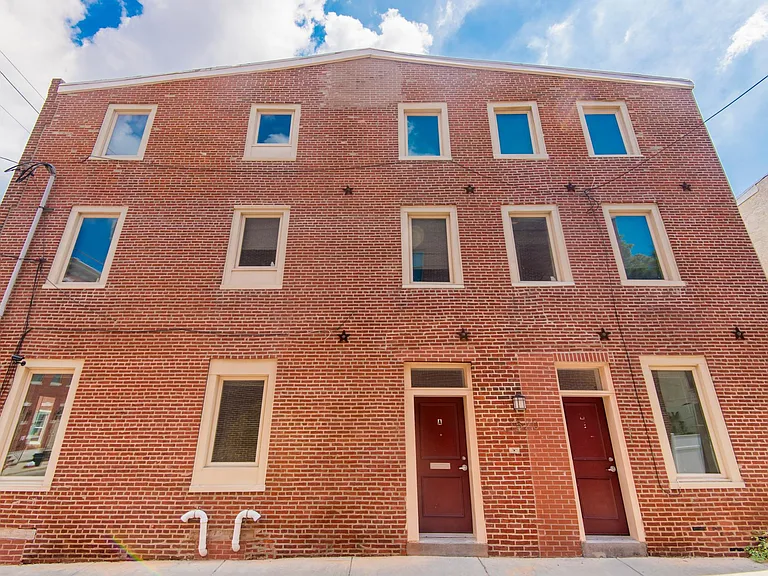 1520 Bainbridge St #A — Photo 18