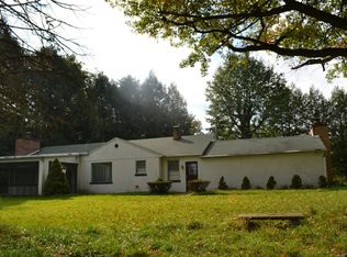 151 Shangri La Rd, Wellsburg, WV 26070