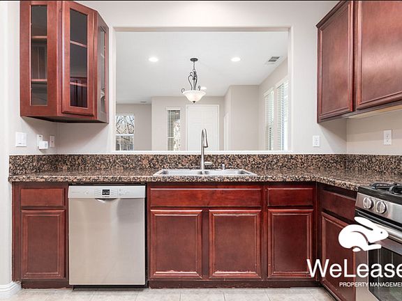 3rd image of 28662 Bar Harbor Ln