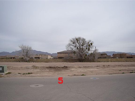 4th image of 5628 River Run St