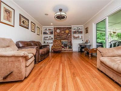 3rd image of 2167 Brendon Dr