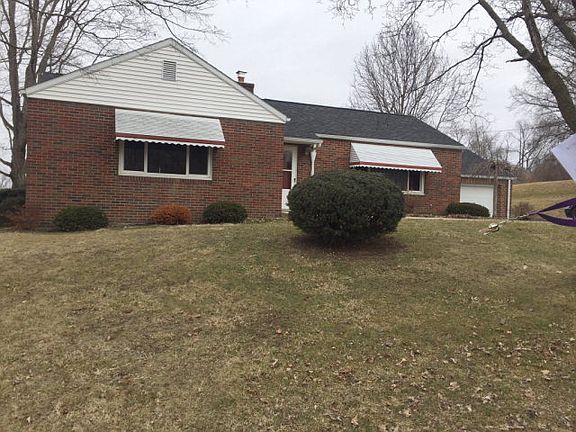 2nd image of 36 Glenn St