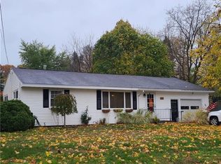 99 Herman Dr, North Syracuse, NY 13212