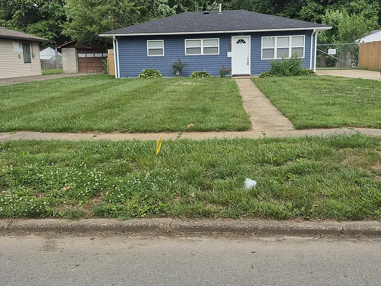 9911 Plaudit Way — Photo 1
