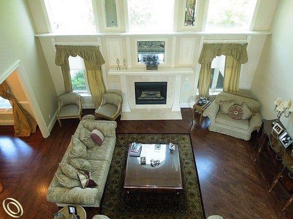 5th image of 6635 Colby Ln