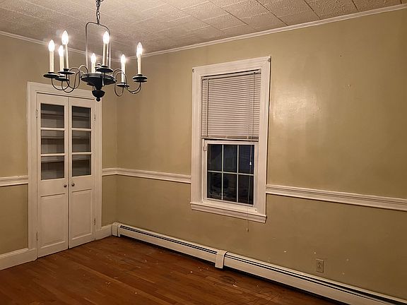 4th image of 190 River St Floor 1