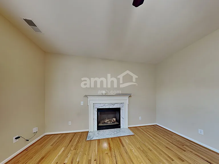 25 Bellows Falls Dr — Photo 8