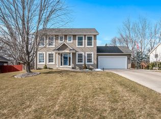 1970 Wenz Ave, Chaska, MN 55318