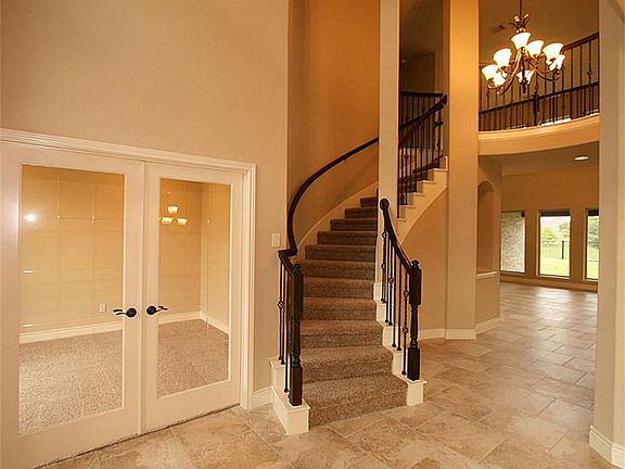 2nd image of 1903 Cayman Bend Ln