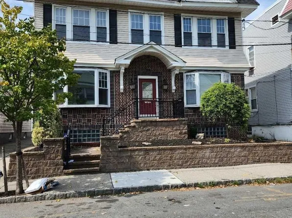 21 Nelson Pl, Maplewood, NJ 07040