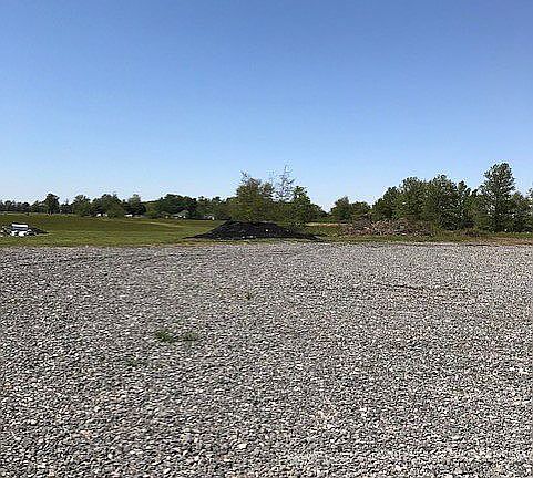 5th image of 6733 Highway 61