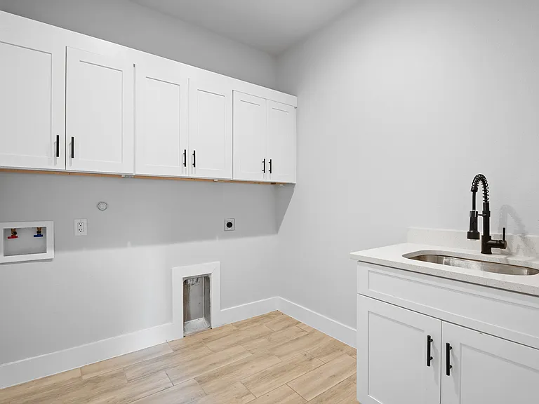 1350 Birch Ln — Photo 25
