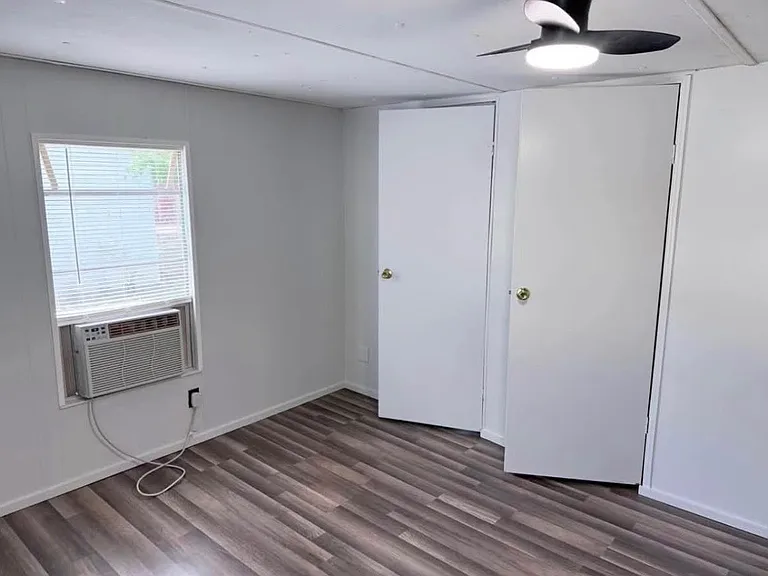 20504 Spanish Ln — Photo 15
