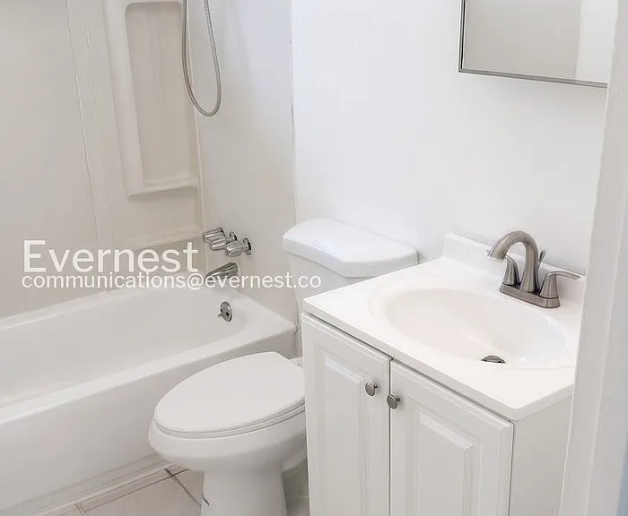 445 N Drew St E — Photo 12