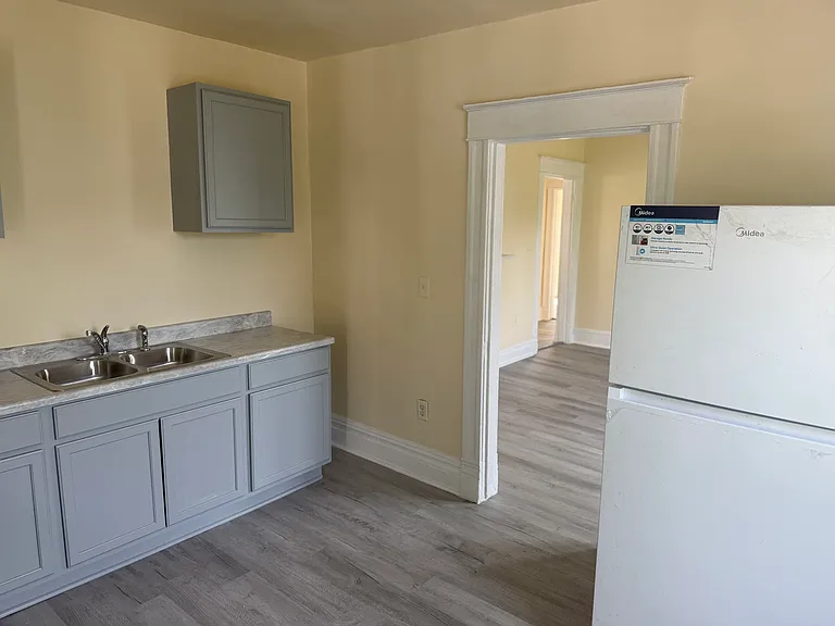 3062 Meadow Bridge Rd #B — Photo 8
