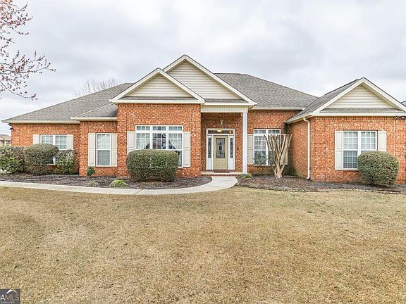 4th image of 234 Hathersage Dr