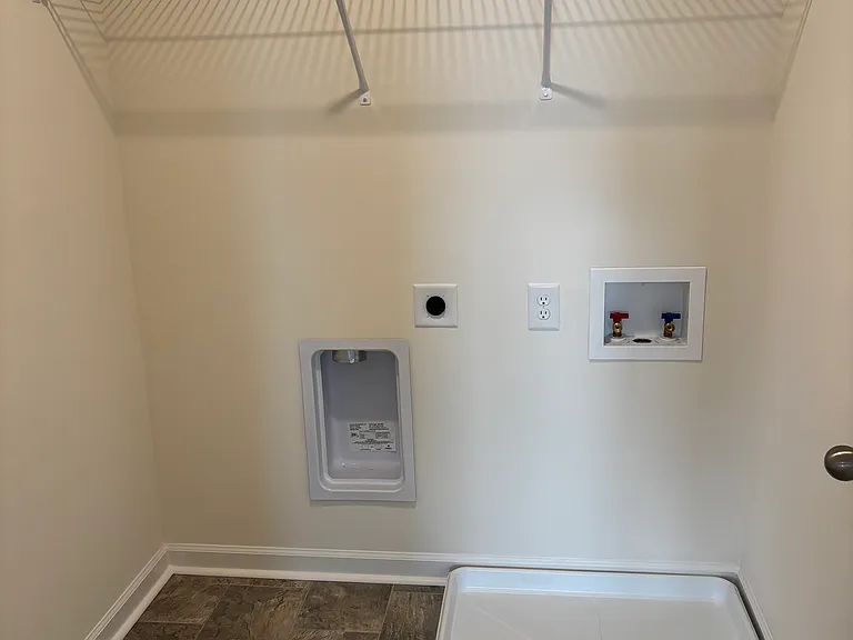 12309 Manhattan Ln — Photo 25