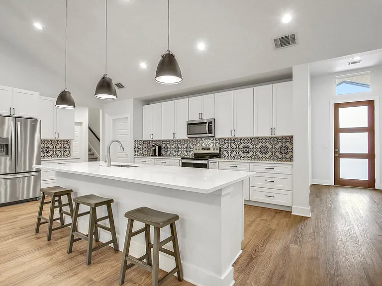 6509 Shady Ln — Photo 13