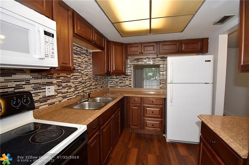 1st image of 5800 Margate Blvd APT 333