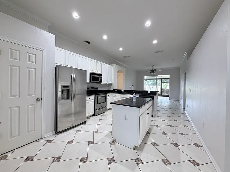 10808 Flycast Cir — Photo 5