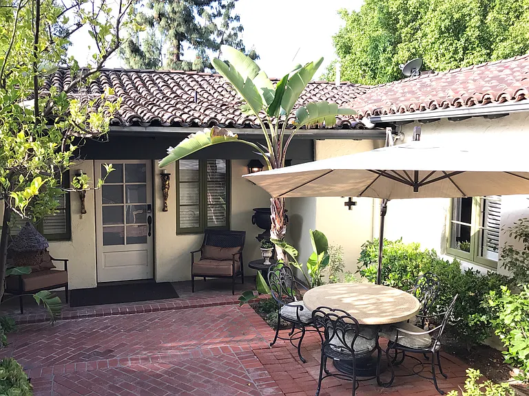 835 Huntington Garden Dr #A — Photo 26