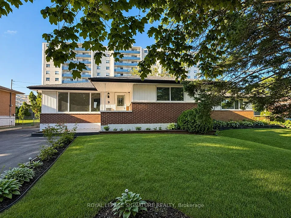 9 Fieldway Dr #UPPER
