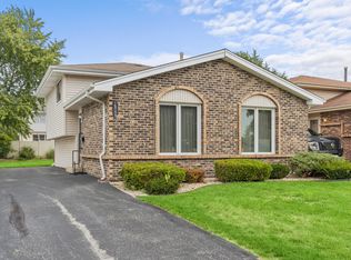 16753 Highview Ave, Orland Hills, IL 60487