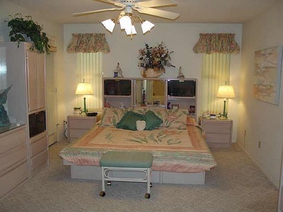 2nd image of 3304 Diamond Dr