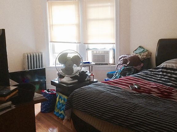 5th image of 118 1/2 S Maple Ave APT B3