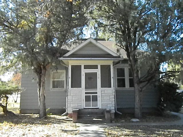 1st image of 1220 Pine Ave