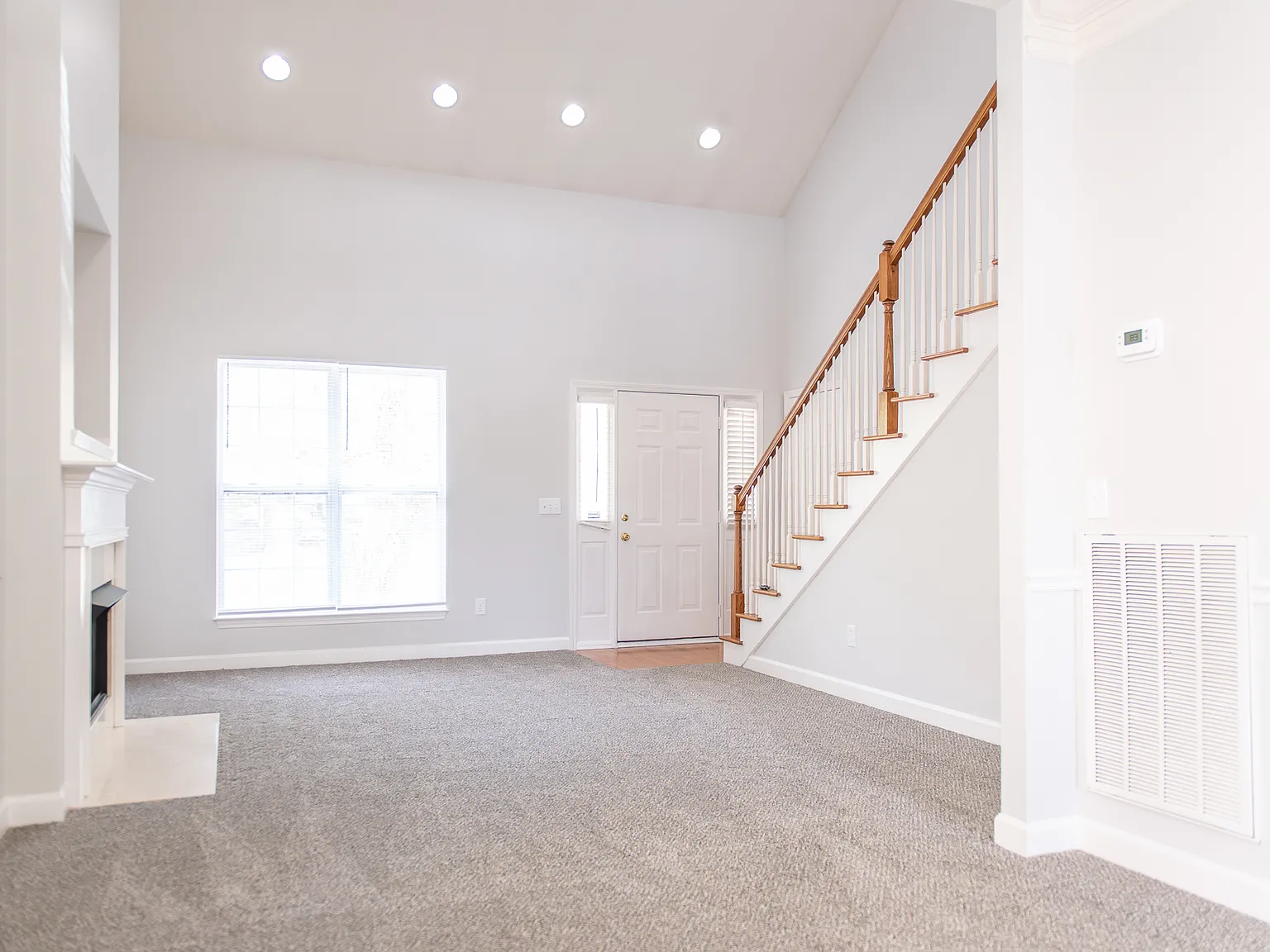 3 bed, 2.5 bath, 1681 sqft, $2,350 — Photo 4